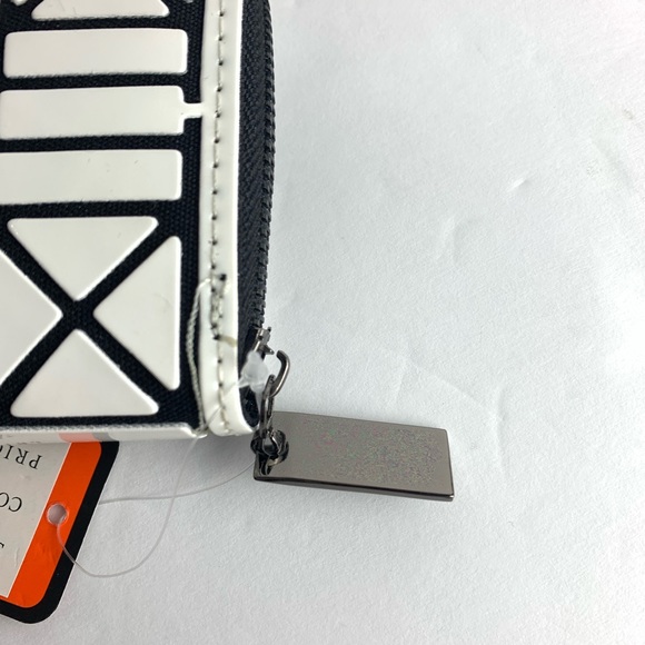 NEW Geometric Checker Print Faux Single Zip Wallet - Picture 3 of 4